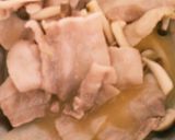 豚バラとシメジと大葉のわさびバターパスタ作り方3写真