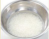 鶏手羽のうまみたっぷり♪かんたん中華粥作り方1写真