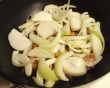 鶏ももと野菜のカレー醤油炒め作り方4写真