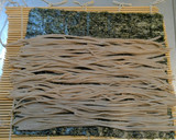 変り種！あっさりお蕎麦で巻き寿司！作り方5写真