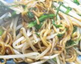冷蔵庫の残り物で作るエスニック焼きうどん作り方17写真
