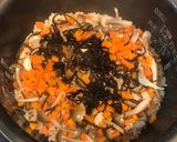 簡単♡きのことツナの塩昆布炊き込みご飯作り方3写真