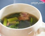 セロリの葉とベーコンのコンソメスープ作り方3写真