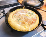 余り餃子の餡でお好み焼きの卵とじ作り方4写真