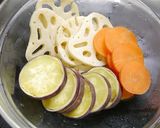 簡単!鶏根菜の黒酢炒め作り方3写真
