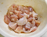 簡単！鶏根菜の黒酢炒め作り方1写真