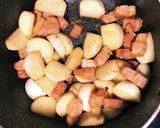 カブとベーコンの豆乳味噌スープ作り方3写真