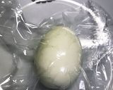 ラップで！簡単キレイなゆで卵の切り方作り方1写真