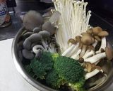 鱈とキノコの♪バジルバターボイル♪作り方3写真