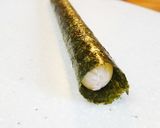 簡単！可愛い☆ミニオンのデコ巻き寿司♪作り方5写真
