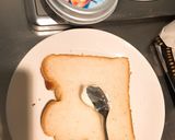 クリームチーズとハチミツのトースト作り方1写真