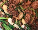 簡単美味しい牛肉春菊オイスターソース炒め作り方8写真