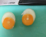 裏技☆1つの卵で2つの目玉焼きをつくる！作り方2写真