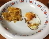 裏技☆1つの卵で2つの目玉焼きをつくる！作り方4写真