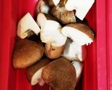 サバ缶汁でキノコのアヒージョ作り方1写真
