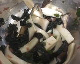 エリンギとワカメの梅肉ぽん酢和え作り方4写真