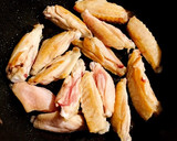 手羽と大根の煮物作り方1写真