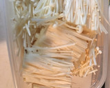 お弁当に！えのきのカレーマヨ★作り方1写真