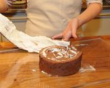 子どもと楽しく★切り株のクリスマスケーキ作り方13写真