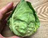 カリフローレとミニキャベツのにんにく炒め作り方2写真