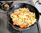 タイ風☆根菜焼きうどん作り方6写真