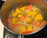 栄養満点！かぼちゃとにんじんのスープ作り方3写真