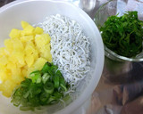 たくあん と しらすと大葉の炒飯作り方1写真