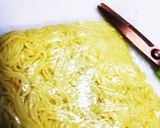簡単！豚ニラ玉DEごま醤油風味焼きそば♪作り方4写真