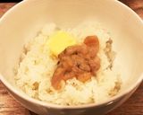 柚子胡椒香るイカ塩辛バターご飯作り方1写真