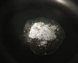 ペペロンチーノの素でペペロンチャーハン作り方1写真
