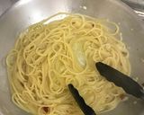 アーリオオーリオ•ペペロンチーノ作り方3写真