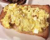 チーズスクランブルエッグトースト作り方4写真