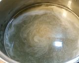 豚肩ロースブロックを茹でて焼いて煮て。作り方5写真