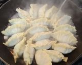 肉汁溢れるジューシー餃子☆定番覚え書き作り方6写真