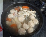 鶏団子とネギとほうれん草スープ作り方2写真