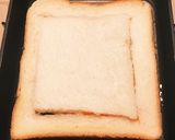 【簡単朝ご飯】埋め込み式目玉トースト作り方3写真