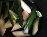 ネギの風味が最高！あつあつ肉豆腐作り方1写真