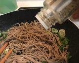 ゴマ油と麺つゆで♪パパっと蕎麦の焼きそば作り方4写真