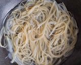 ＊余った炒め物で＊焼き肉パスタ🌞作り方1写真