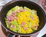 お鍋ひとつでカラフル♪春キャベツの蒸し煮作り方1写真
