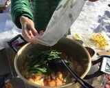 山の上でキムチ鍋作り方3写真