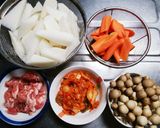 豚肉､大根､ニンジンのキムチ煮作り方1写真