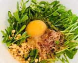 ヘルシー！小麦粉なし簡単豆苗お好み焼作り方2写真