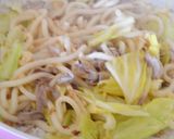 味噌風味のピリ辛焼きうどん作り方4写真