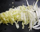 簡単！白菜と舞茸のお味噌汁作り方1写真
