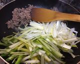 長ネギの春巻き☆揚げ焼きでOK！作り方2写真