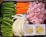 豚とニラのにんにく辛味噌スタミナ炒め😋🍚作り方1写真