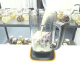 ブレンダーでマンゴーの豆乳スムージー作り方3写真