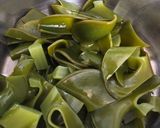 めかぶと野菜入りさつま揚げの煮物作り方1写真