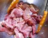 簡単！たっぷり豆苗回鍋肉☆ホイコーロー作り方1写真